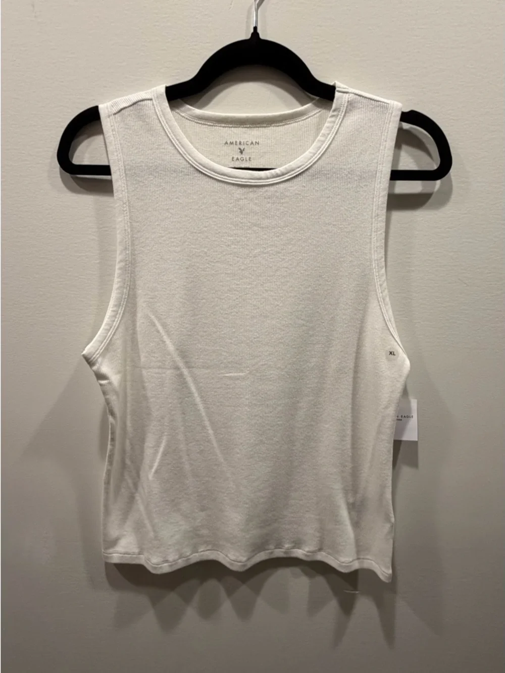 American Eagle 🦅 Boyfriend Muscle Tank Top - Picture 2 of 5